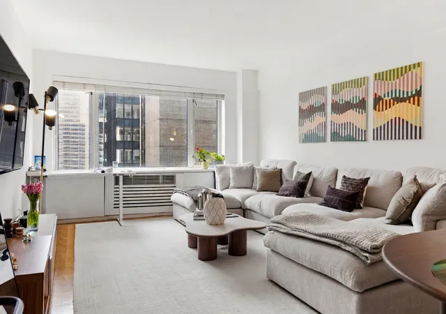 1st image of 211 E 51St St #9G, New York City, NY 10022 | MLS# RLS20081901