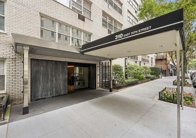 Homes for sale in New York City, NY | 310 E 70th St #1-G, New York City, NY 10021 | MLS# RLS20081922