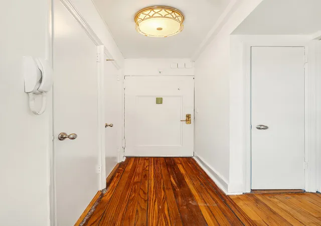 Photo 4 of House for sale at 25 Tudor City Pl #301, New York, NY 10017 | MLS# RLS20081935 | Listing updated on 2026-06-21