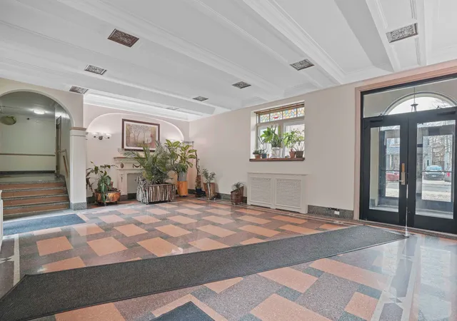 2nd image of 868 E 7Th St, Brooklyn, NY 11230