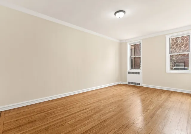 5th image of 63-109 Saunders St, New York, NY 11374