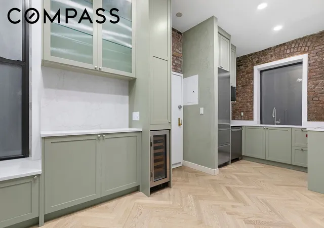 Listing Photo 4 - Condo for sale in building located at 248 E 7Th St, New York City, NY 10009 - Unit #3/4