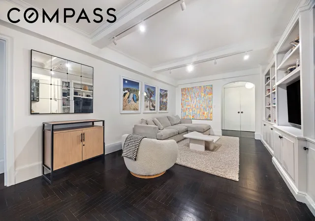 Photo 3 of Sale Pending at 325 E 79th Street #6C, New York, NY 10075 | MLS# RLS20082203 | Listing updated on 2026-07-13