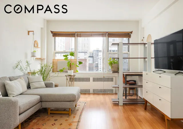 Photo 2 of Sale Pending at 288 Lexington Ave #8D, New York City, NY 10016 | MLS# RLS20078138 | Listing updated on 2026-08-29