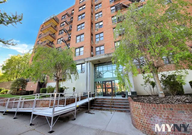 12th image of 5235 Post Rd #3H, Bronx, NY 10471 | MLS# RLS20082252