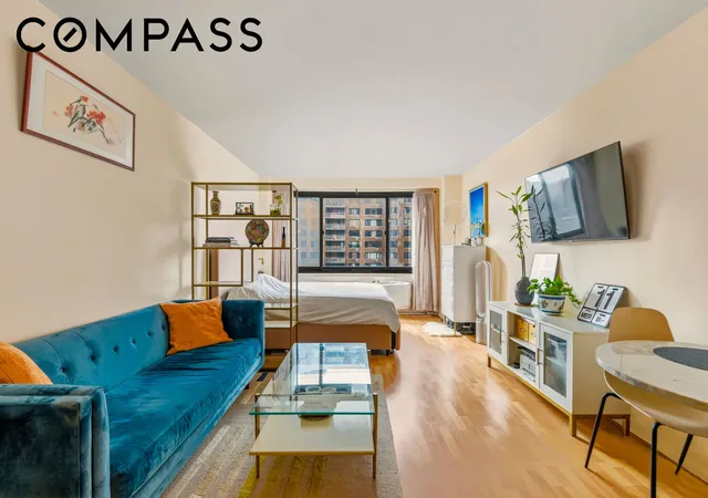 4th image of 195 Willoughby Ave #702, New York City, NY 11205 | MLS# RLS20077608