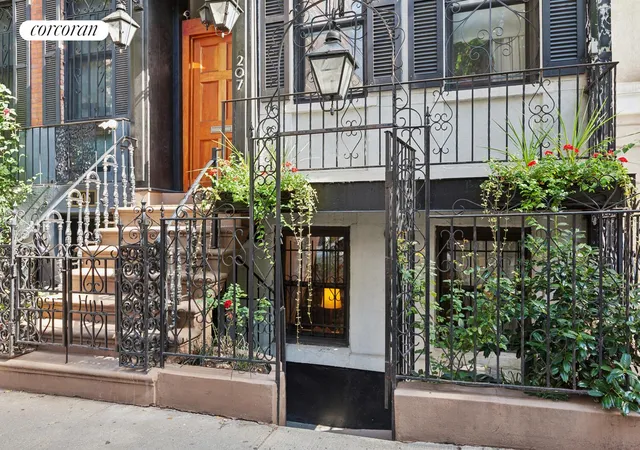 Photo 3 of Single family home for sale at 207 E 31st Street, New York City, NY 10016 | MLS# RLS20082300 | Listing updated on 2026-09-01