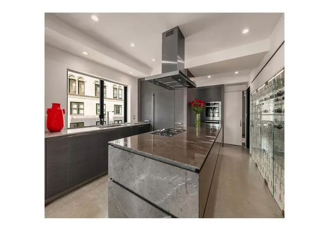 Photo 3 of Condo for sale at 605 Park Ave #12B, New York, NY 10065 | MLS# RLS20082308 | Listing updated on 2026-05-21