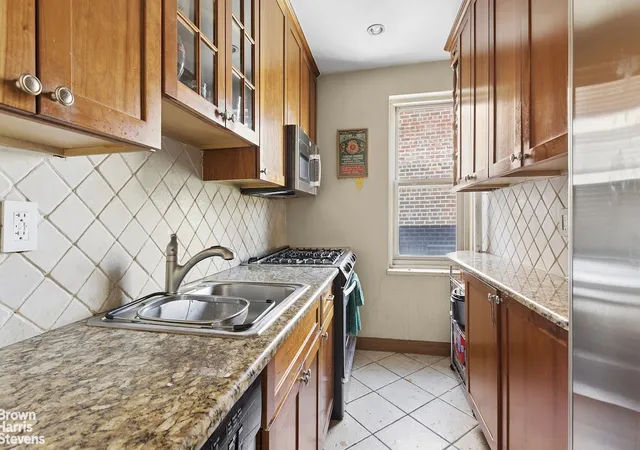 Photo 4 of House for sale at 530 E 90th Street #6D, New York, NY 10128 | MLS# RLS20082328 | Listing updated on 2026-07-20