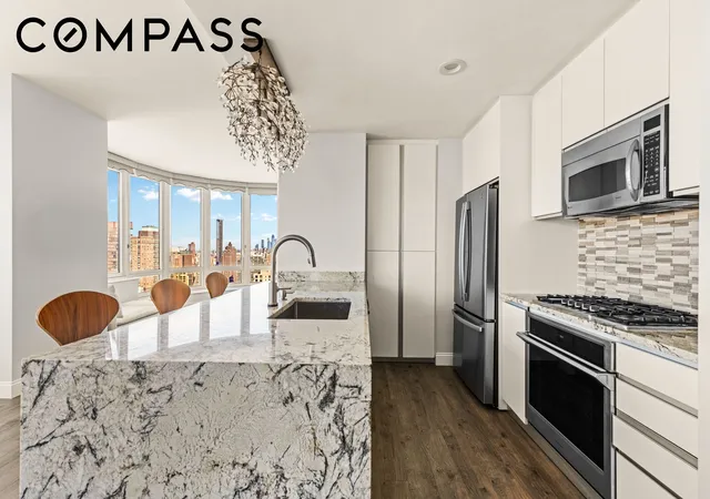 Photo 3 of House for sale at 306 Gold St #33F, Brooklyn, NY 11201 | MLS# RLS20082360 | Listing updated on 2026-07-07