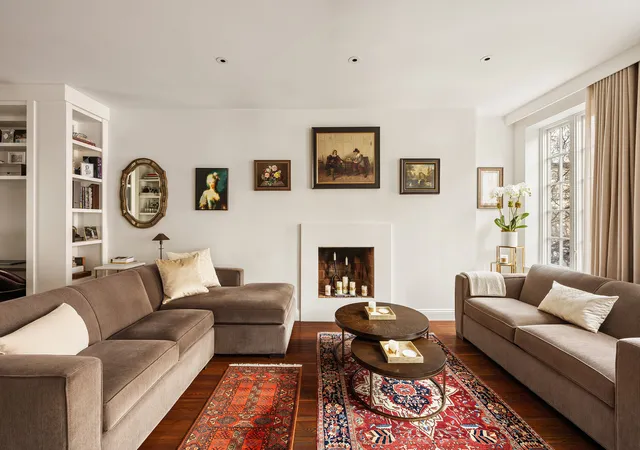 Photo 2 of Single family home for sale at 362 W 19th Street, New York, NY 10011 | MLS# RLS20082378 | Listing updated on 2026-06-03