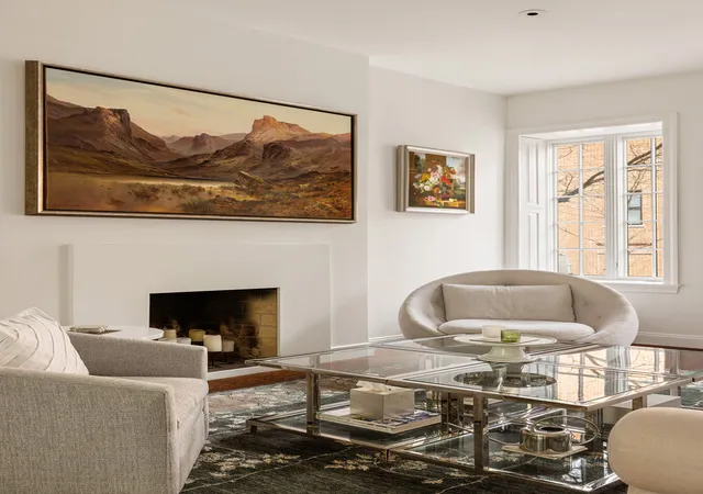 Photo 3 of Single family home for sale at 362 W 19th Street, New York, NY 10011 | MLS# RLS20082378 | Listing updated on 2026-06-03