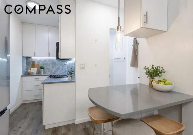 Homes for sale in New York City, NY | 130 W 71St St #1, New York City, NY 10023 | MLS# RLS20082423