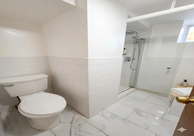 Listing Photo 5 - Condo for sale in building located at 4612 Murdock Ave, Bronx, NY 10466