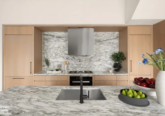Photo 3 of Condo for sale at 517 W 29th Street, New York, NY 10001 | MLS# RLS20082466 | Listing updated on 2026-04-09