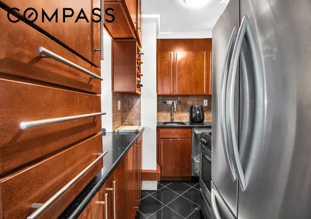 3rd image of 175 Adams St #6E, Brooklyn, NY 11201 | MLS# RLS20082483