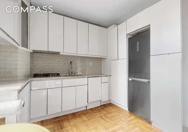 Listing Photo 5 - Condo for sale in building located at 295 W 11Th St, New York City, NY 10014 - Unit #5F