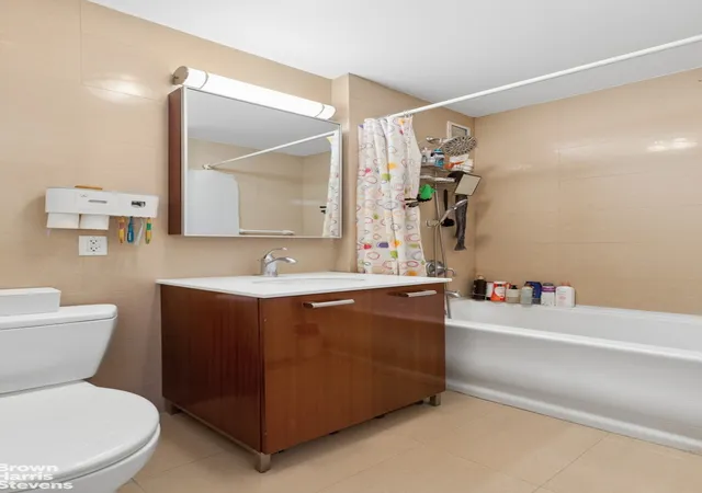 15th image of 33 30 61st St #201, Woodside, NY 11377 | MLS# RLS20082500