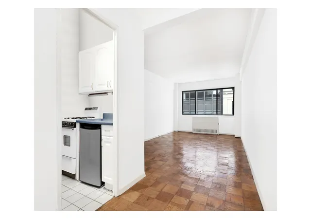 Photo 3 of Sale Pending at 310 W 56th Street #7C1, New York, NY 10019 | MLS# RLS20082506 | Listing updated on 2026-07-03