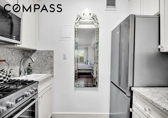 4th image of 310 E 49Th St #1E, New York City, NY 10017 | MLS# RLS20082535