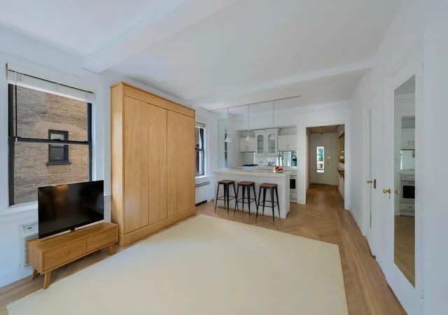 5th image of 400 E 59Th St #3H, New York, NY 10022 | MLS# RLS20082547