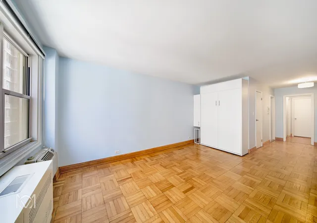 Photo 2 of Condo for sale at 415 E 85th Street #9C, New York, NY 10028 | MLS# RLS20082563 | Listing updated on 2026-04-09