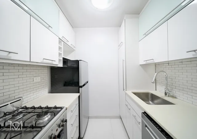 Photo 3 of House for sale at 415 E 85th Street #9C, New York, NY 10028 | MLS# RLS20082563 | Listing updated on 2026-04-09