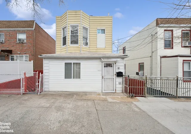 Photo 1 of Single family home for sale at 2311 Ellis Ave, Bronx, NY 10462 | MLS# RLS20082588 | Listing updated on 2026-04-10