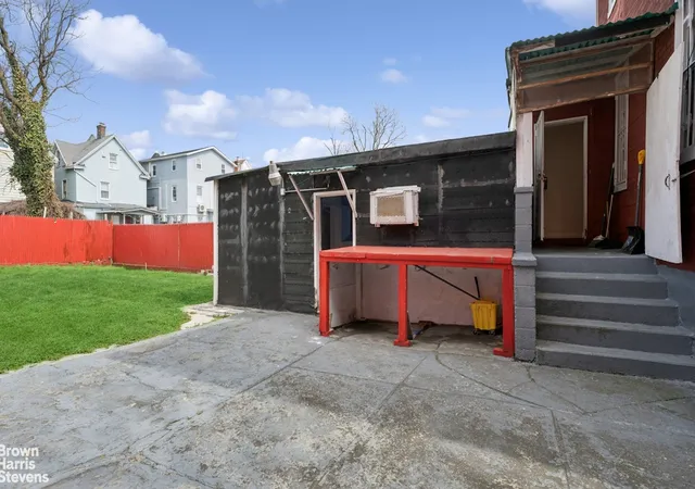Photo 3 of Single family home for sale at 2311 Ellis Ave, Bronx, NY 10462 | MLS# RLS20082588 | Listing updated on 2026-04-10