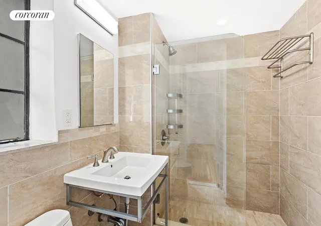 Photo 4 of Sale Pending at 25 Tudor City Pl #319, New York, NY 10017 | MLS# RLS20082661 | Listing updated on 2026-06-05
