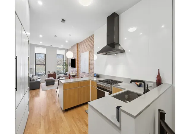 1st image of 506 E 119Th St, New York City, NY 10035