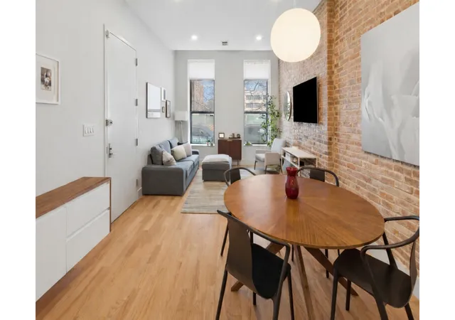 3rd image of 506 E 119Th St, New York City, NY 10035