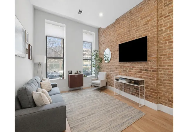4th image of 506 E 119Th St, New York City, NY 10035