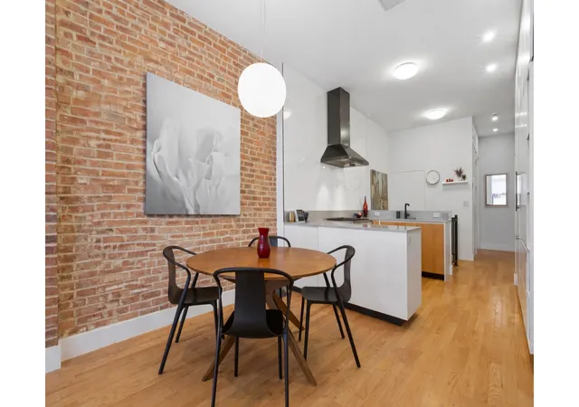 5th image of 506 E 119Th St, New York City, NY 10035