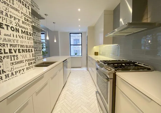 Photo 3 of Sale Pending at 175 W 73rd Street #3F, New York City, NY 10023 | MLS# RLS20082676 | Listing updated on 2026-07-27