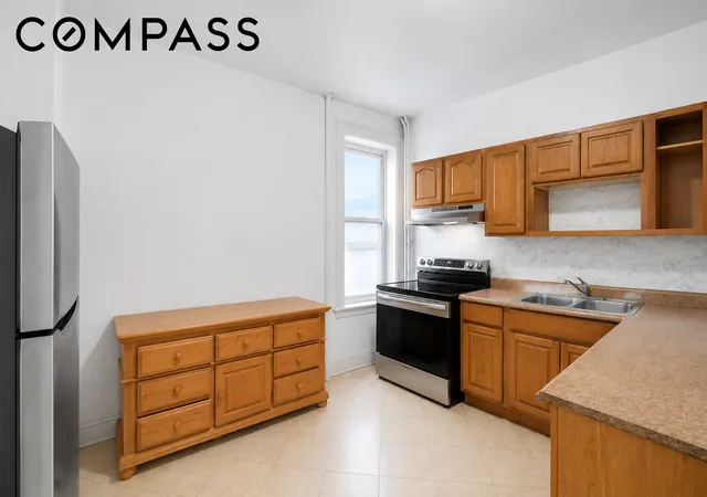 Photo 4 of Multi family home for sale at 555 80th Street, Brooklyn, NY 11209 | MLS# RLS20082687 | Listing updated on 2026-06-09