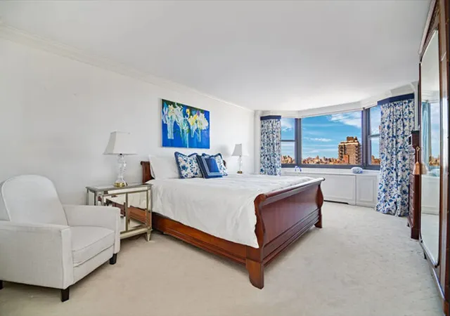 Photo 4 of Sale Pending at 200 E 90th Street #27GH, New York City, NY 10128 | MLS# RLS20082709 | Listing updated on 2026-10-30