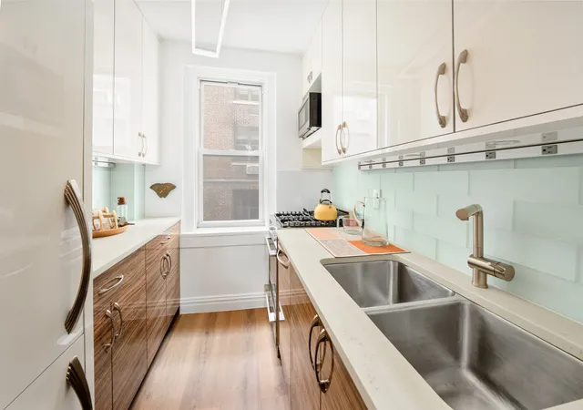 Photo 2 of Sale Pending at 110 E 87th Street #9D, New York City, NY 10128 | MLS# RLS20082753 | Listing updated on 2026-07-28