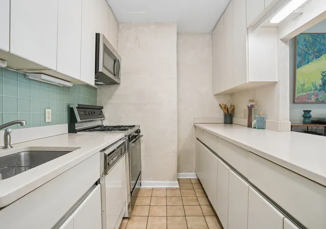 Photo 3 of House for sale at 334 W 19th Street, New York, NY 10011 | MLS# RLS20082768 | Listing updated on 2026-07-19