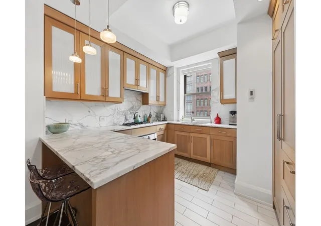 Listing Photo 4 - Condo for sale in building located at 31 E 28Th St, New York City, NY 10016