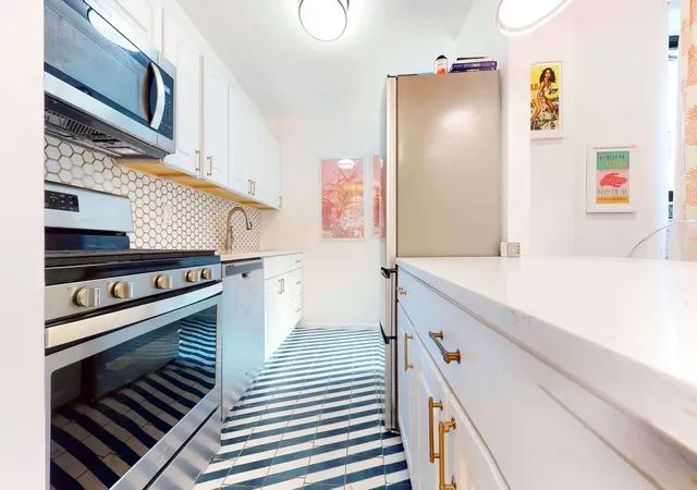 Photo 3 of Sale Pending at 31 Nagle Ave #3L, New York City, NY 10040 | MLS# RLS20082810 | Listing updated on 2026-07-30