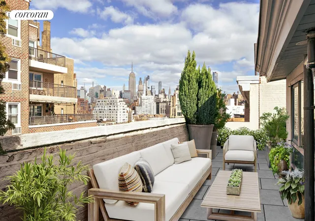 Homes for sale in New York City, NY | 9 Barrow St, New York City, NY 10014