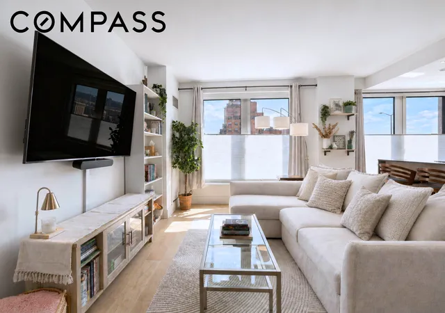 Photo 3 of Condo for sale at 575 4th Avenue #3F, Brooklyn, NY 11215 | MLS# RLS20082923 | Listing updated on 2026-08-03