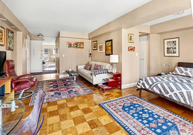 2nd image of 153 E 57Th St #15G, New York City, NY 10022 | MLS# RLS20082924