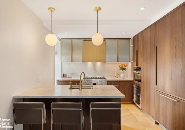 2nd image of 393 W End Ave #9D, New York, NY 10024 | MLS# RLS20082986