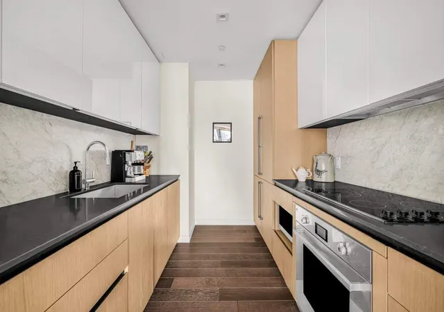 Photo 4 of House for sale at 302 E 96th Street #1002, New York, NY 10128 | MLS# RLS20083034 | Listing updated on 2026-06-14