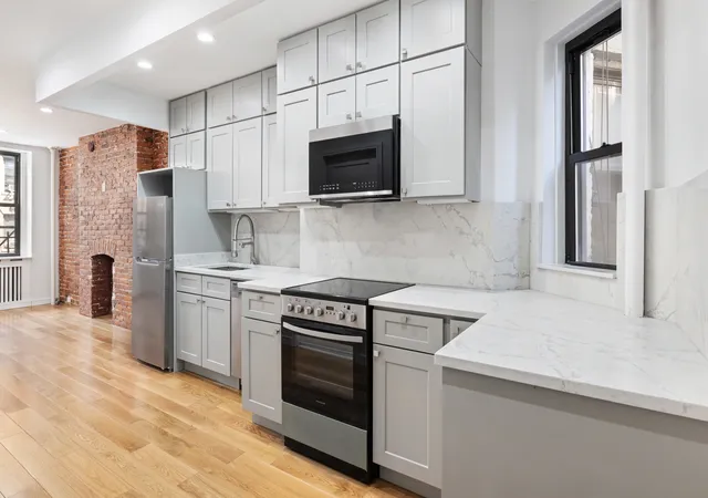 Homes for sale in New York City, NY | 218 E 82Nd St #4FE, New York City, NY 10028 | MLS# RLS20083044