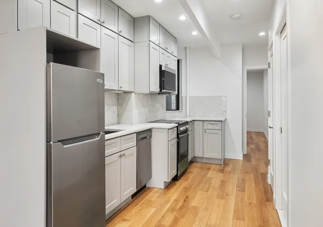 Homes for sale in New York City, NY | 218 E 82Nd St #4FE, New York City, NY 10028 | MLS# RLS20083044