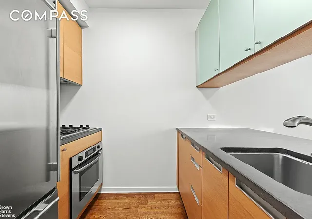 Photo 3 of House for sale at 310 W 52nd Street #18C, New York, NY 10019 | MLS# RLS20082426 | Listing updated on 2026-04-26