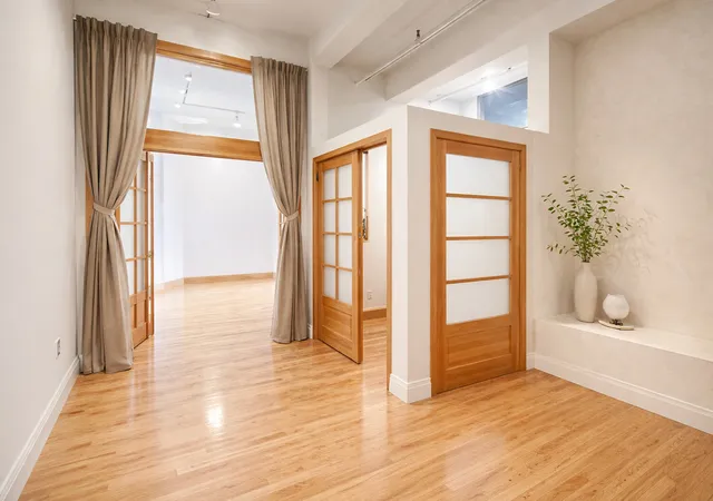 Photo 3 of House for sale at 565 Broadway #6W, New York, NY 10012 | MLS# RLS20083104 | Listing updated on 2026-07-15